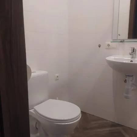 Rvr Smart With Free Parking And Self Check-in 3* Ryga