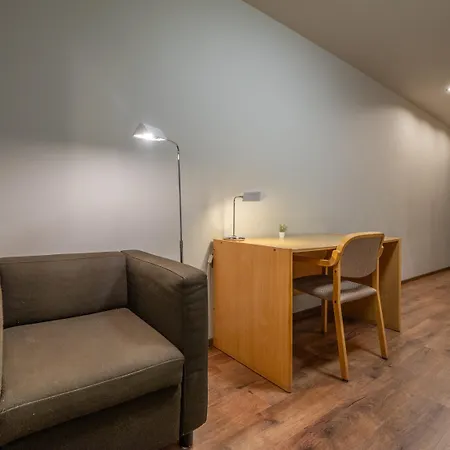 Rvr Smart With Free Parking And Self Check-in Hotel Ryga