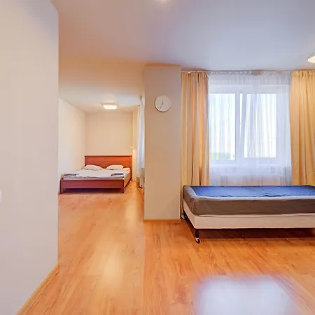 Hotel Rvr Smart With Free Parking And Self Check-in Ryga