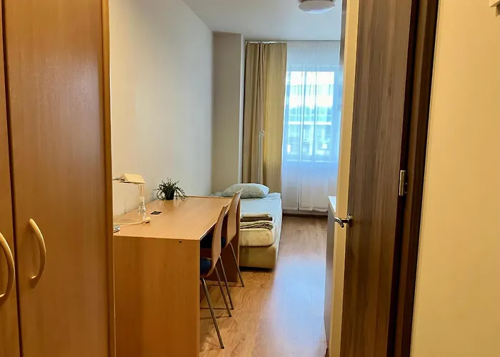 Rvr Smart With Free Parking And Self Check-in