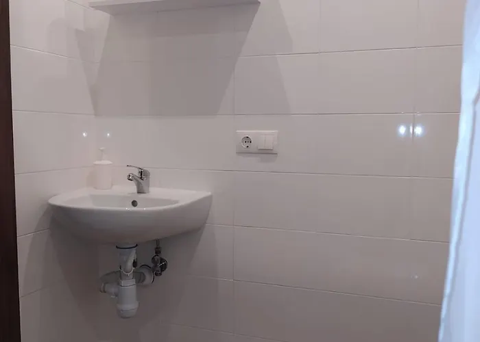 Rvr Smart With Free Parking And Self Check-in