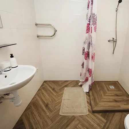 호텔 Rvr Smart With Free Parking And Self Check-in 3*