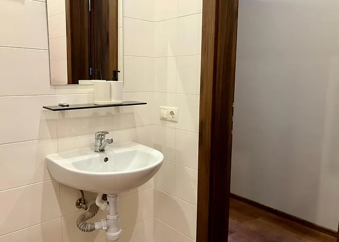 Rvr Smart With Free Parking And Self Check-in Otel