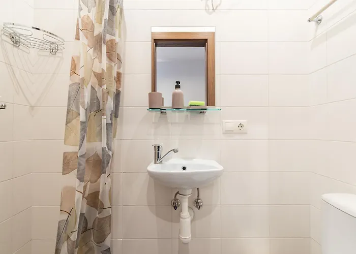 Rvr Smart With Free Parking And Self Check-in