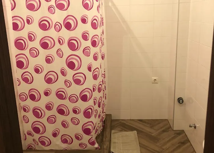 Hotel Rvr Smart With Free Parking And Self Check-in