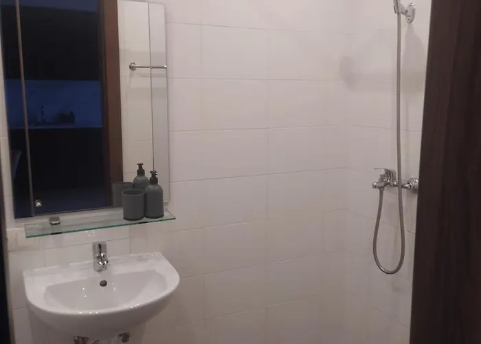 Hotel Rvr Smart With Free Parking And Self Check-in 3*