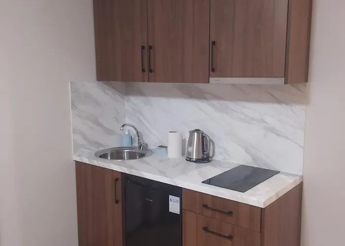 Rvr Smart With Free Parking And Self Check-in 3*