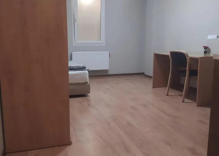 Rvr Smart With Free Parking And Self Check-in Riga