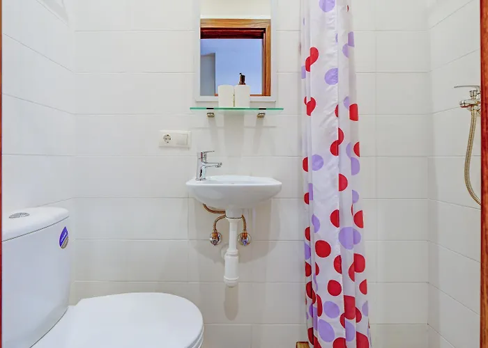 Hotel Rvr Smart With Free Parking And Self Check-in