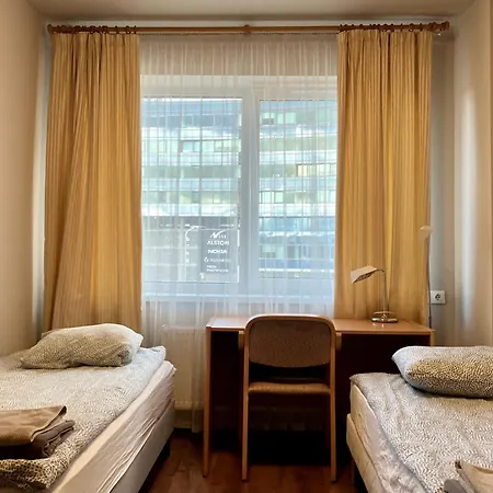 Szálloda Rvr Smart With Free Parking And Self Check-in Riga