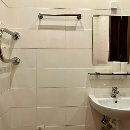 Hotel Rvr Smart With Free Parking And Self Check-in 3*