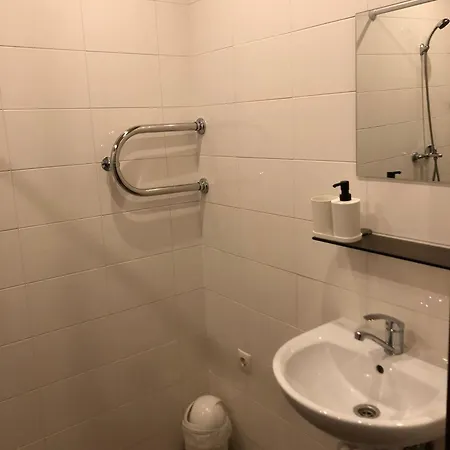 Rvr Smart With Free Parking And Self Check-in