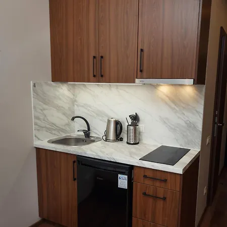 Rvr Smart With Free Parking And Self Check-in Hotel Riga