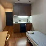 Rvr Smart With Free Parking And Self Check-in Riga